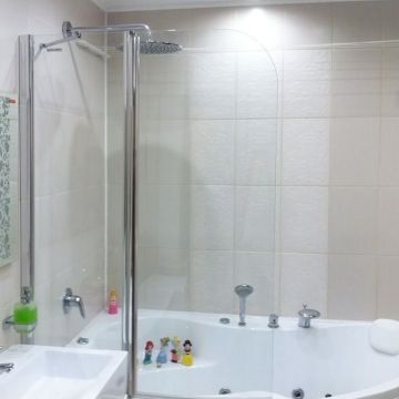 Шторка на ванну LUX PEARL GV-602R
